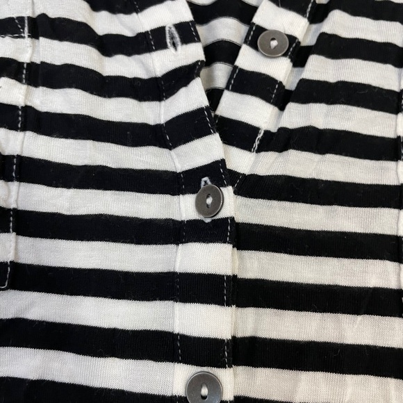 Liz Claiborne Cotton Tee - Picture 5 of 7